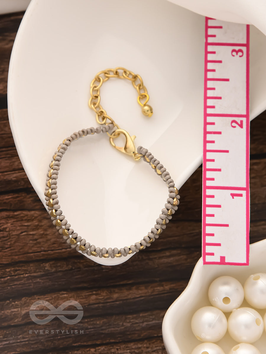The Beaming Heavens- Golden Beaded Bracelet