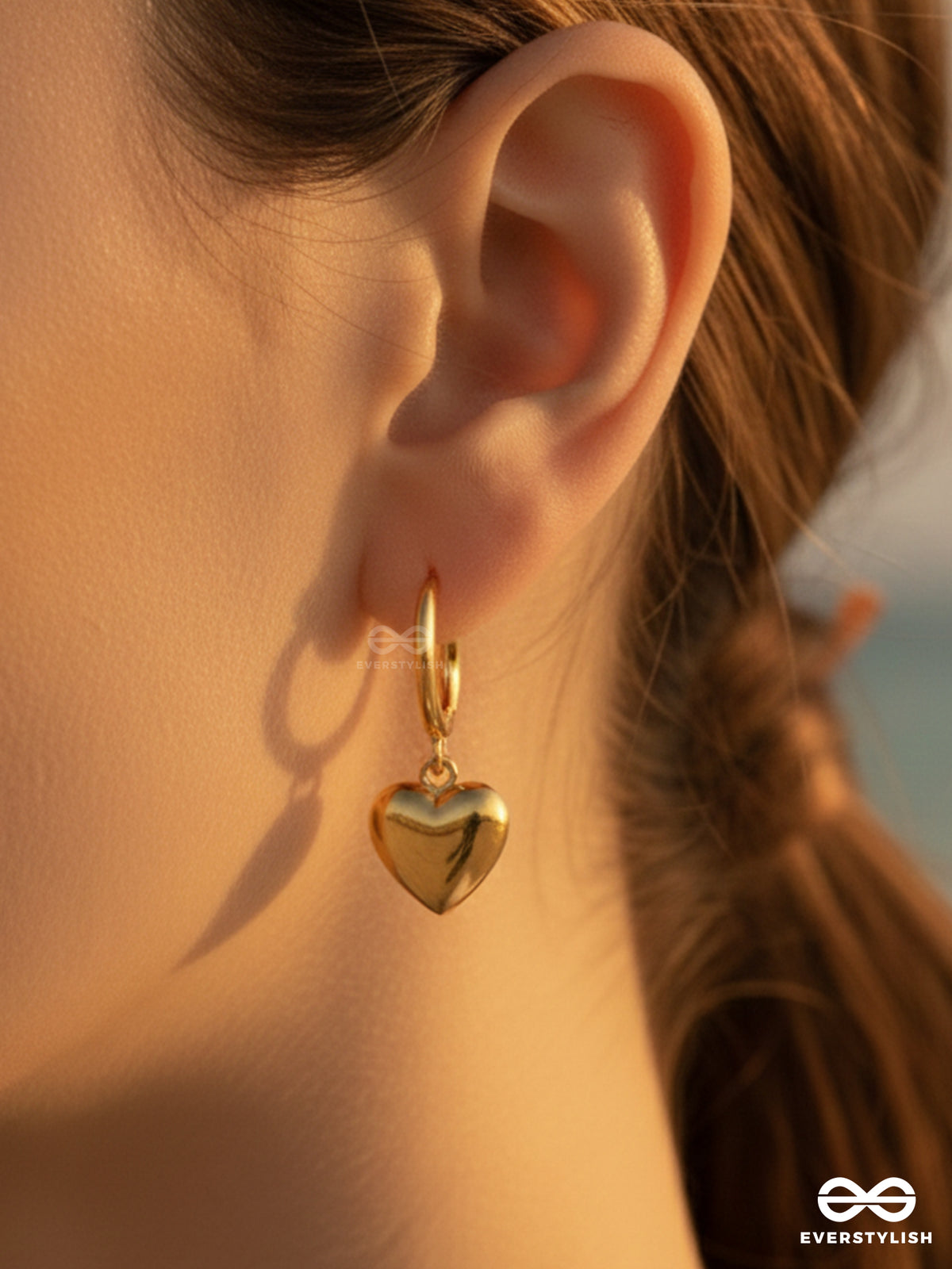 Giora Italia - Cupid’s Gold – Stainless Steel 18K Gold Plated Anti-Tarnish Heart Earrings
