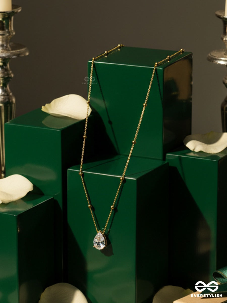 Giora Italia - Pearlét Fall – Stainless Steel 18K Gold Plated Anti-Tarnish Pear Cut Cubic Zirconia Stone Necklace