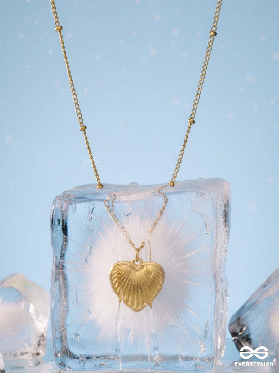 Giora Italia - Golden Etch – Stainless Steel 18K Gold Plated Anti-Tarnish Textured Heart Pendant Necklace