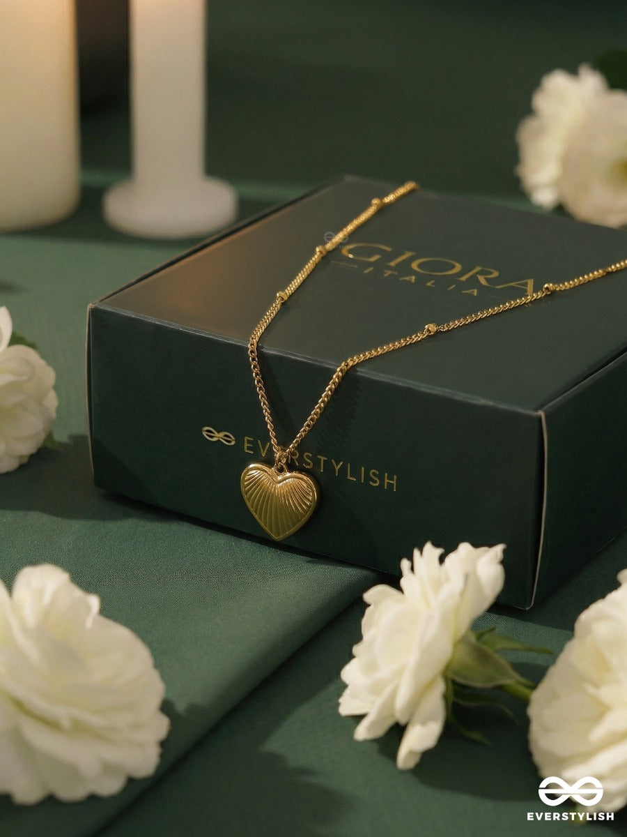 Giora Italia - Golden Etch – Stainless Steel 18K Gold Plated Anti-Tarnish Textured Heart Pendant Necklace