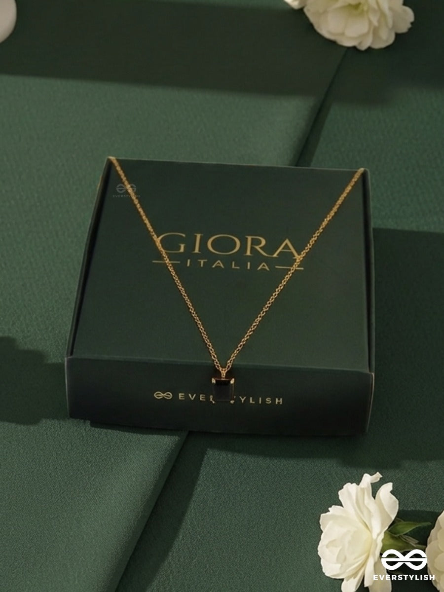 Giora Italia - Dusk Empress – Stainless Steel 18K Gold Plated Anti-Tarnish Black Stone Pendant Necklace