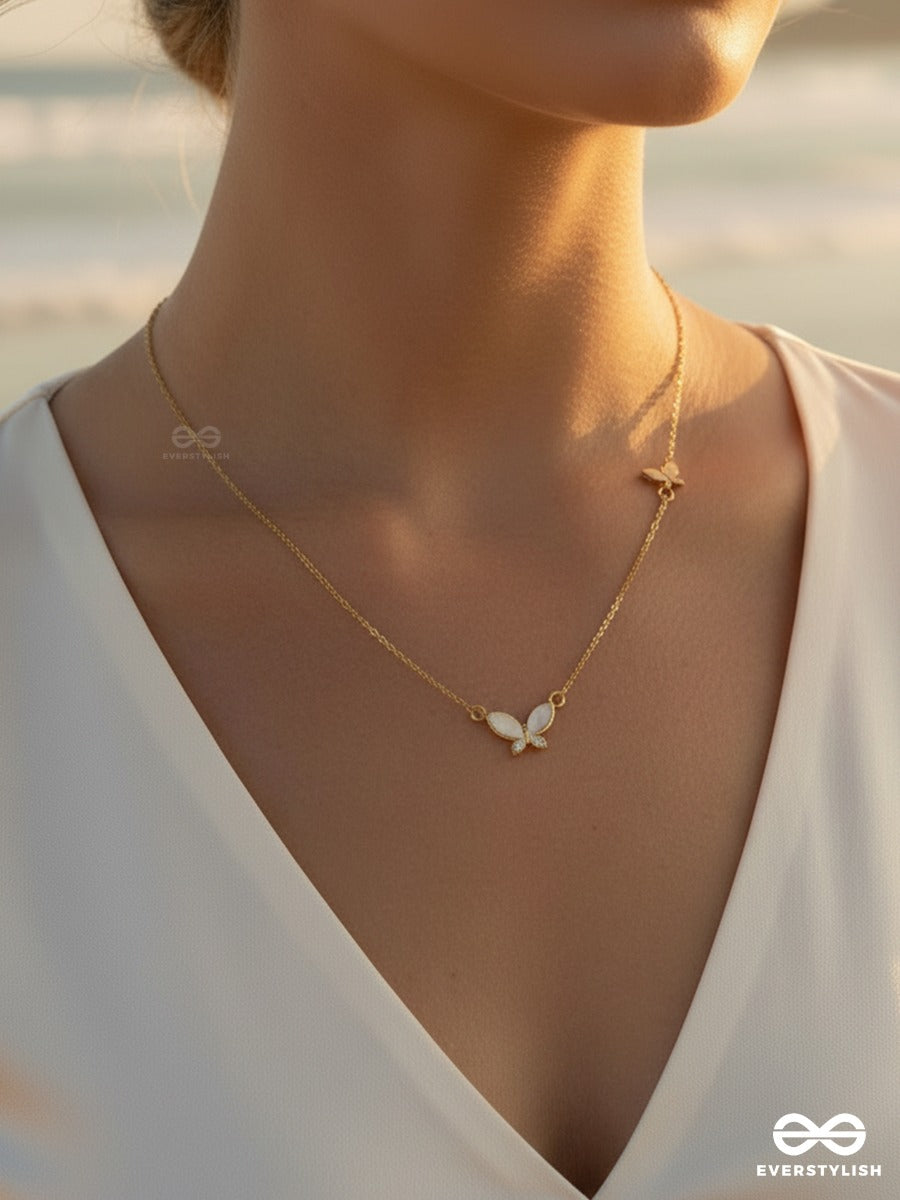 Giora Italia - Winged Trace – Stainless Steel 18K Gold Plated Anti-Tarnish Minimal Butterfly Pendant Necklace