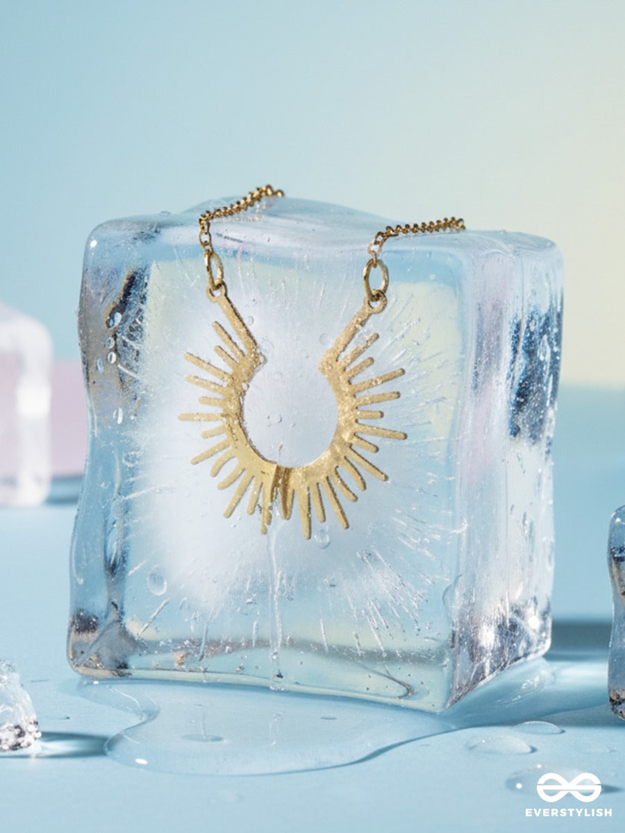 Giora Italia - Dawn Crest – Stainless Steel 18K Gold Plated Anti-Tarnish Sun Motif Pendant Necklace