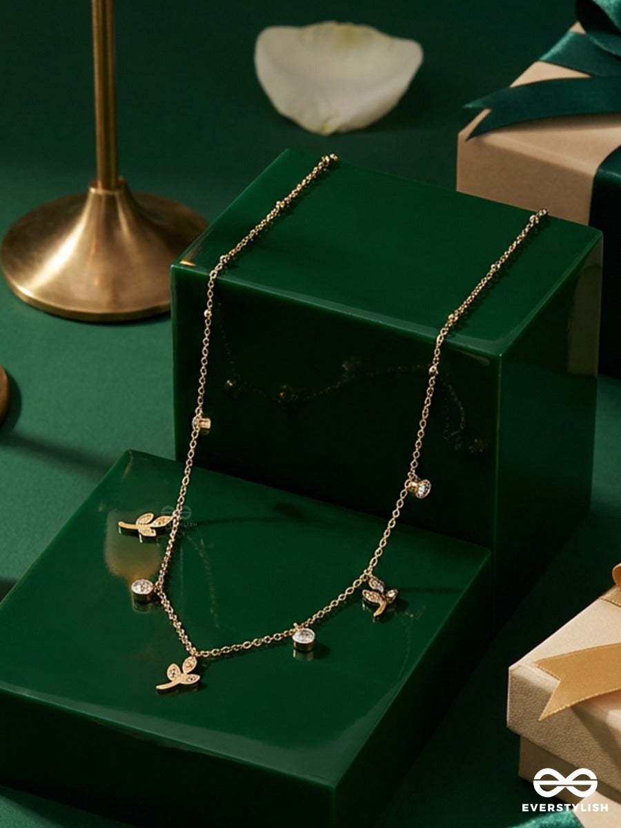 Giora Italia - Fleur Flicker – Stainless Steel 18K Gold Plated Anti-Tarnish Flower Charm Necklace