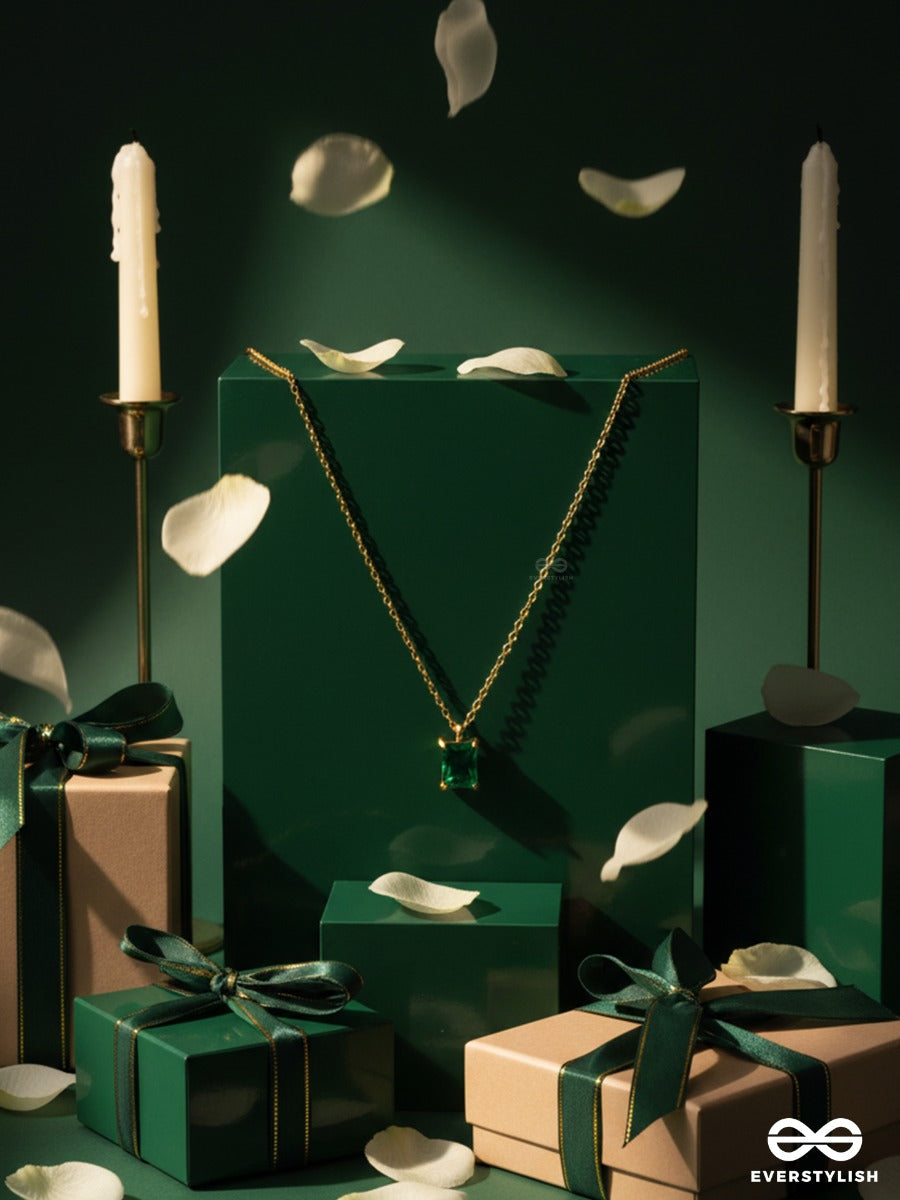 Giora Italia - Forest Signet – Stainless Steel 18K Gold Plated Anti-Tarnish Green Stone Pendant Necklace