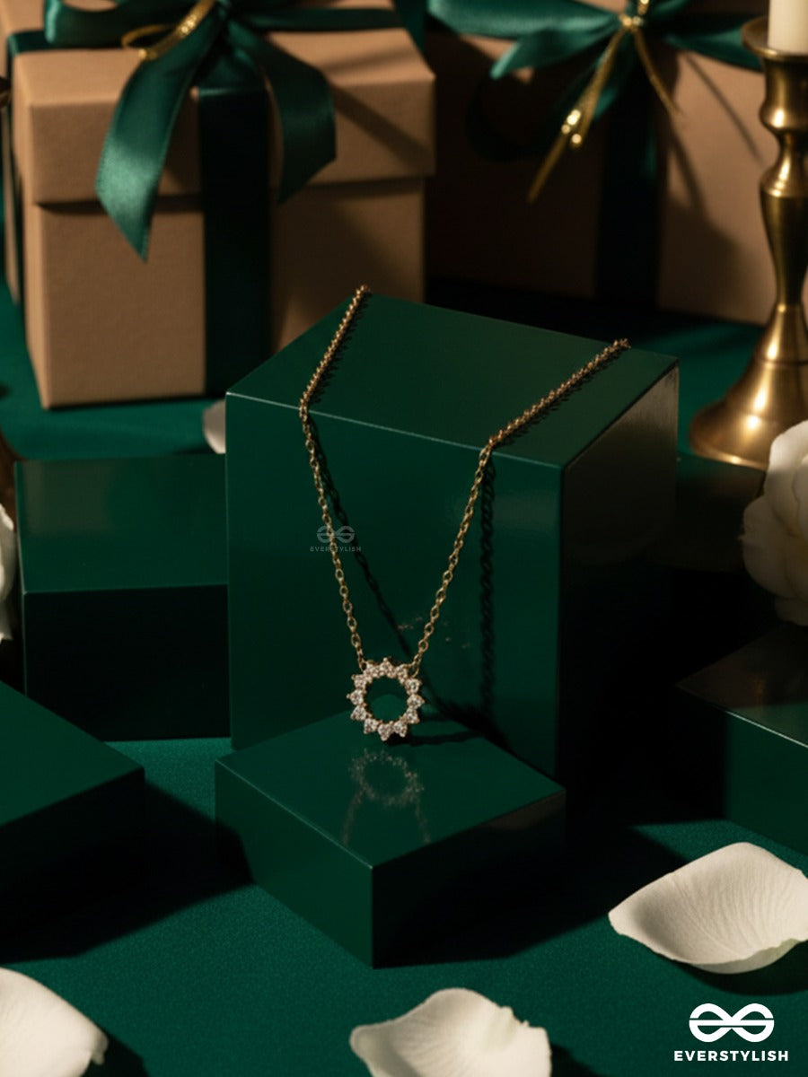 Giora Italia - Solara Ring – Stainless Steel 18K Gold Plated Anti-Tarnish Celestial Pendant Necklace