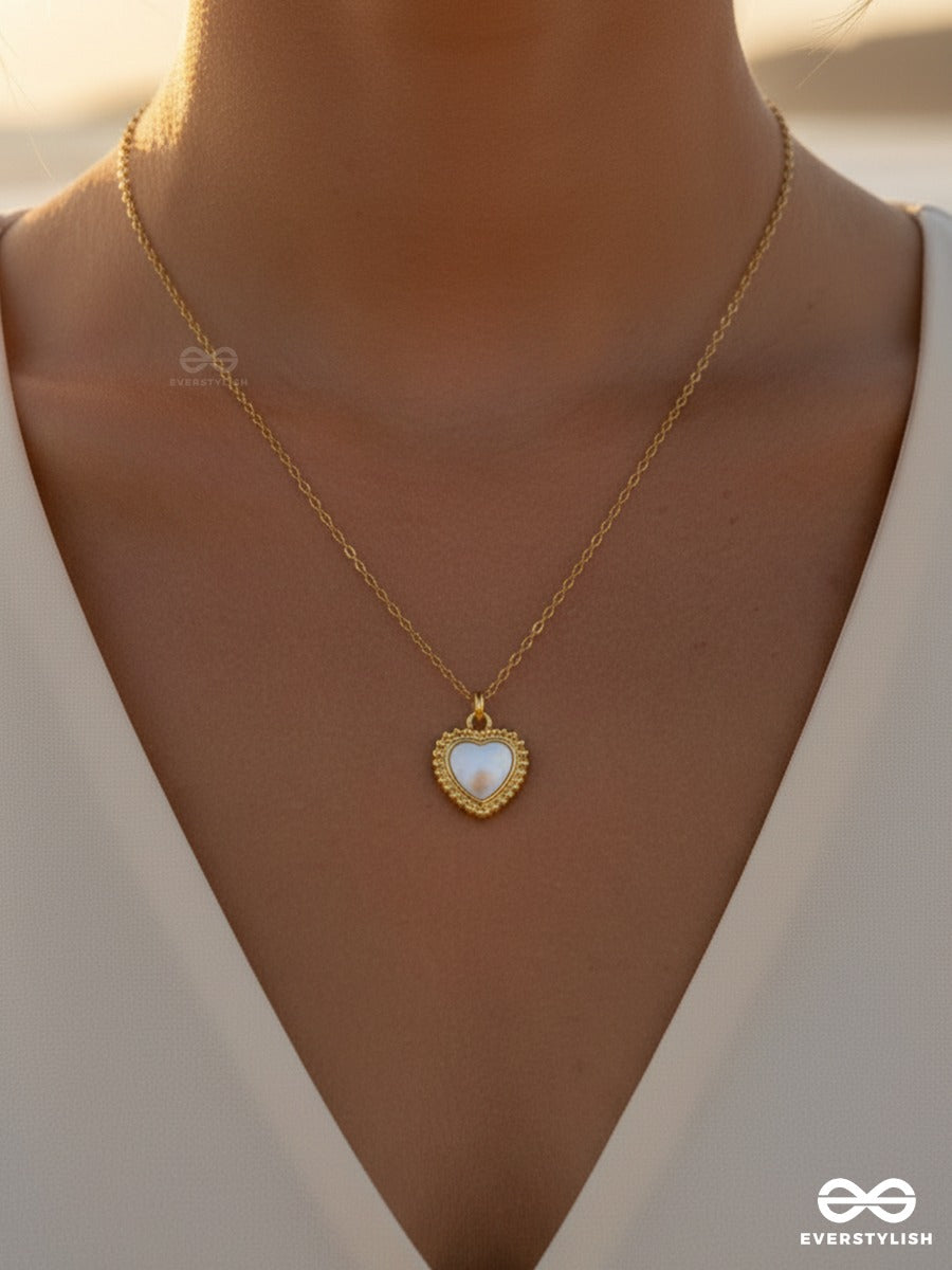 Giora Italia - Heart Emblem – Stainless Steel 18K Gold Plated Anti-Tarnish Heart Pendant Necklace