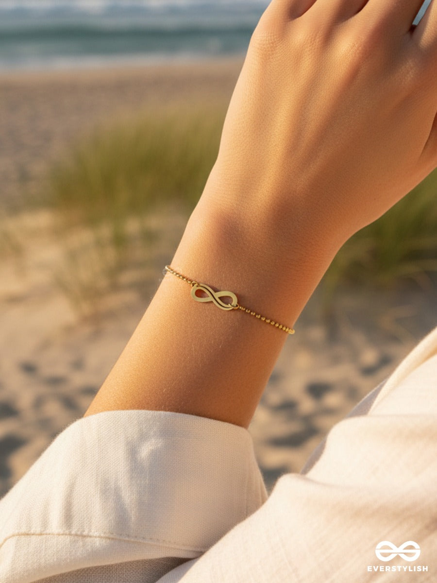 Giora Italia - Endless Form – Stainless Steel 18K Gold Plated Anti-Tarnish Infinity Bracelet