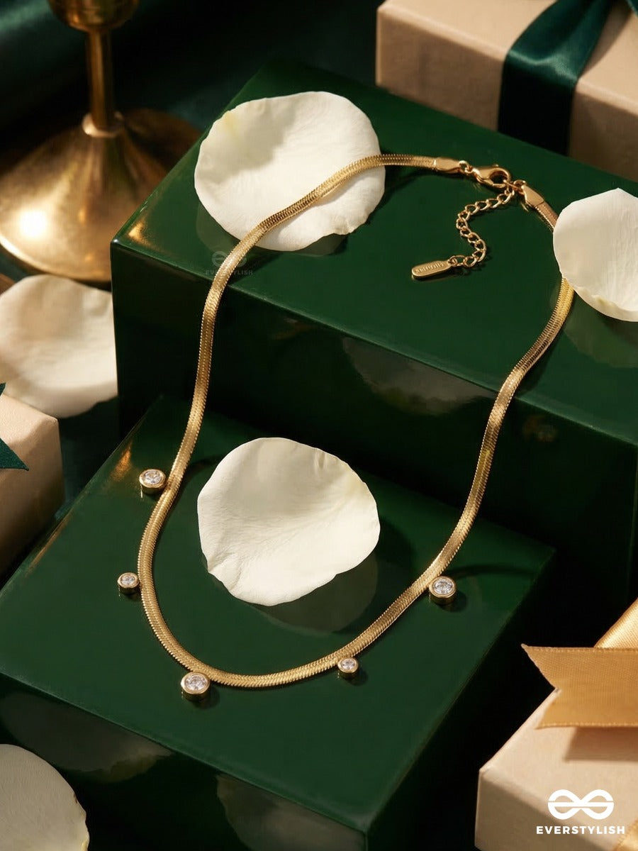 Giora Italia - Ravelin Flow – Stainless Steel 18K Gold Plated Anti-Tarnish Detail Neckpiece