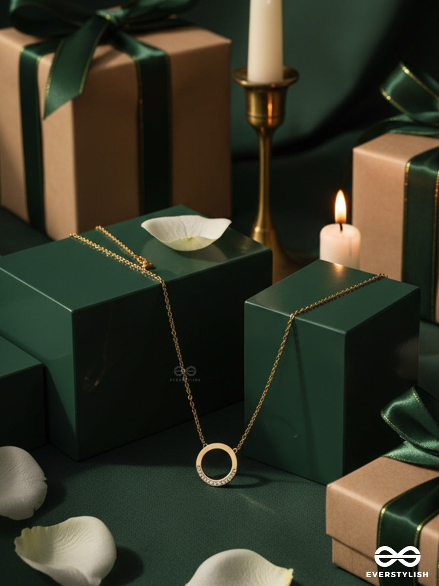 Giora Italia - Zenith Arc – Stainless Steel 18K Gold Plated Anti-Tarnish Minimal Geometric Necklace