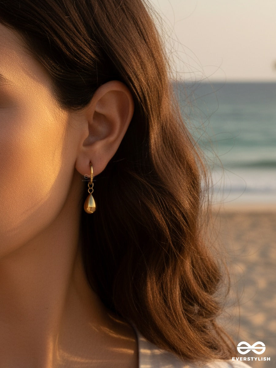 Giora Italia - Sleek Drizzle – Stainless Steel 18K Gold Plated Anti-Tarnish Modern Drop Earrings