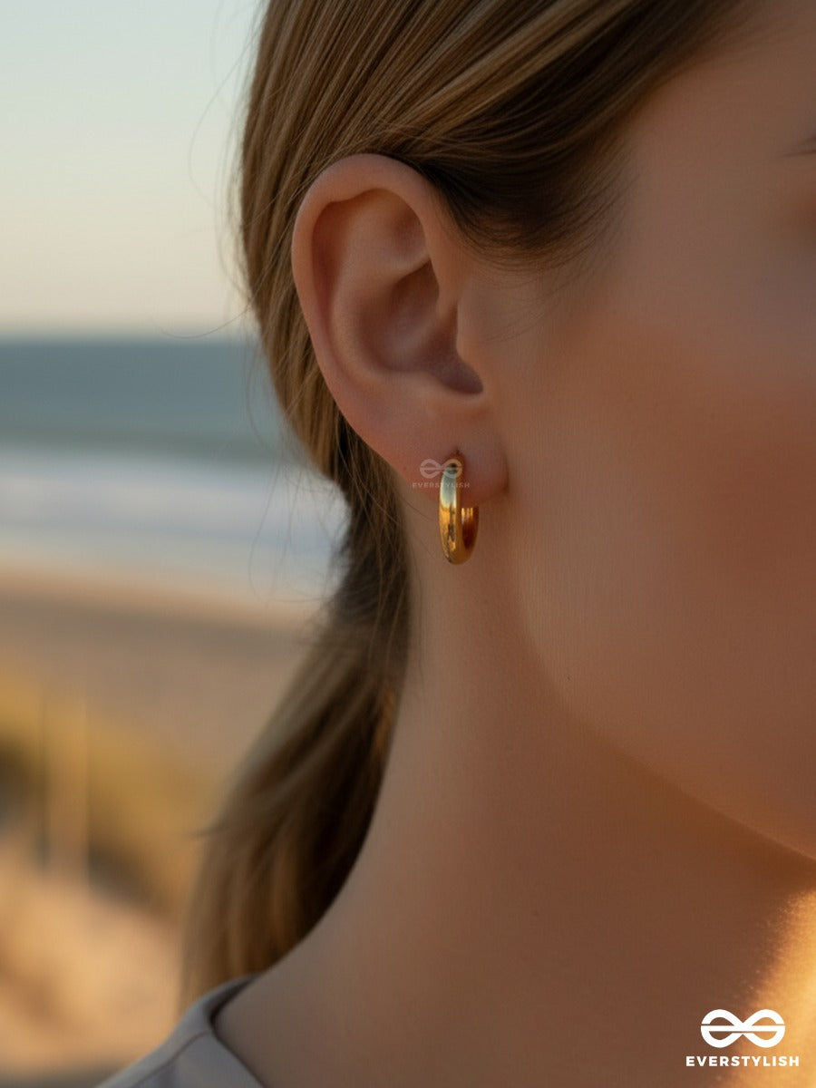 Giora Italia - Zenith Hug – Stainless Steel 18K Gold Plated Anti-Tarnish Classic Hoop Earrings