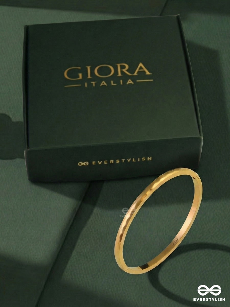 Giora Italia - Facette Band – Stainless Steel 18K Gold Plated Anti-Tarnish Slim Cuff Bracelet