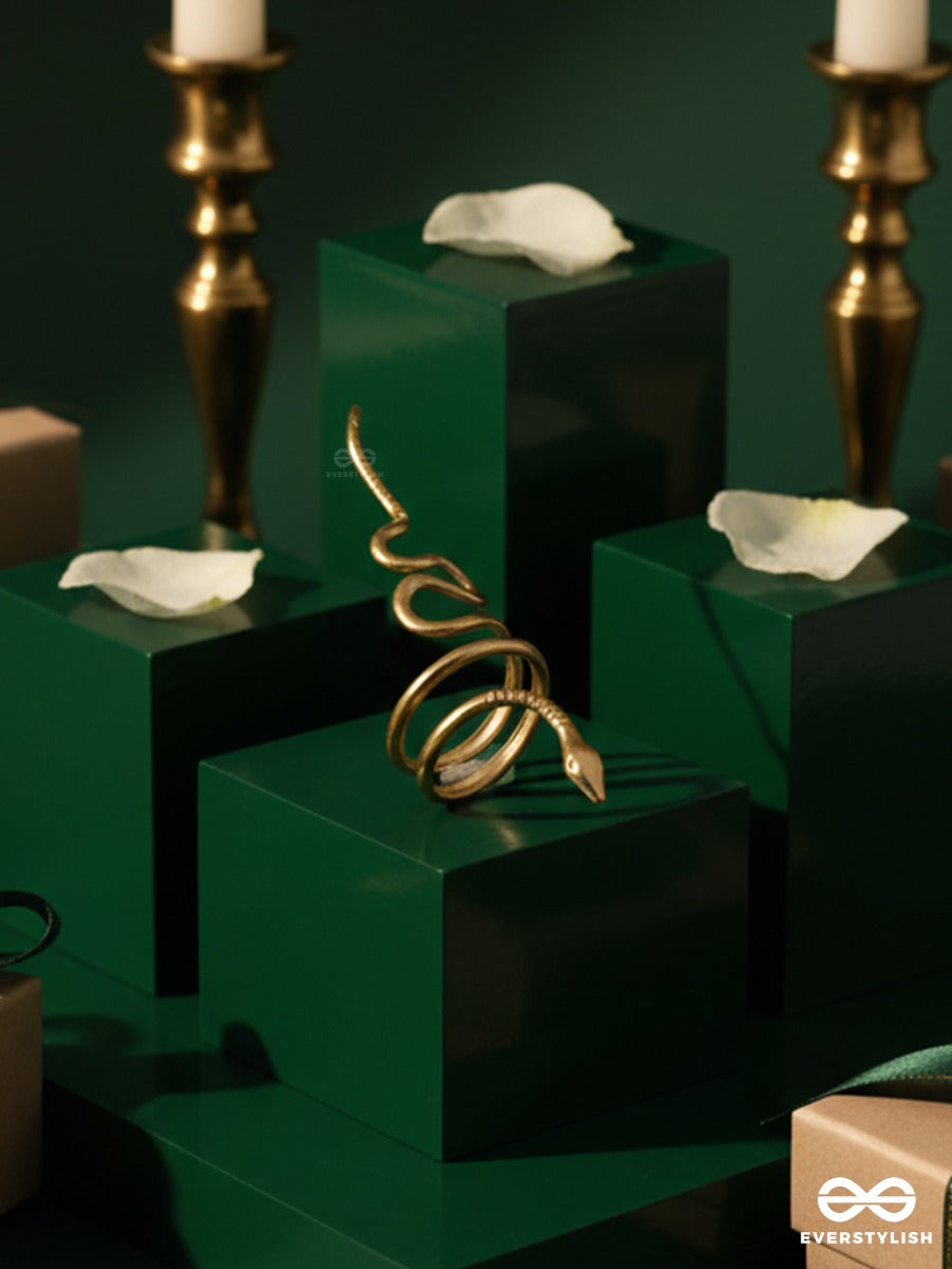 Giora Italia - Serpentine Love – Stainless Steel 18K Gold Plated Anti-Tarnish Snake Ring