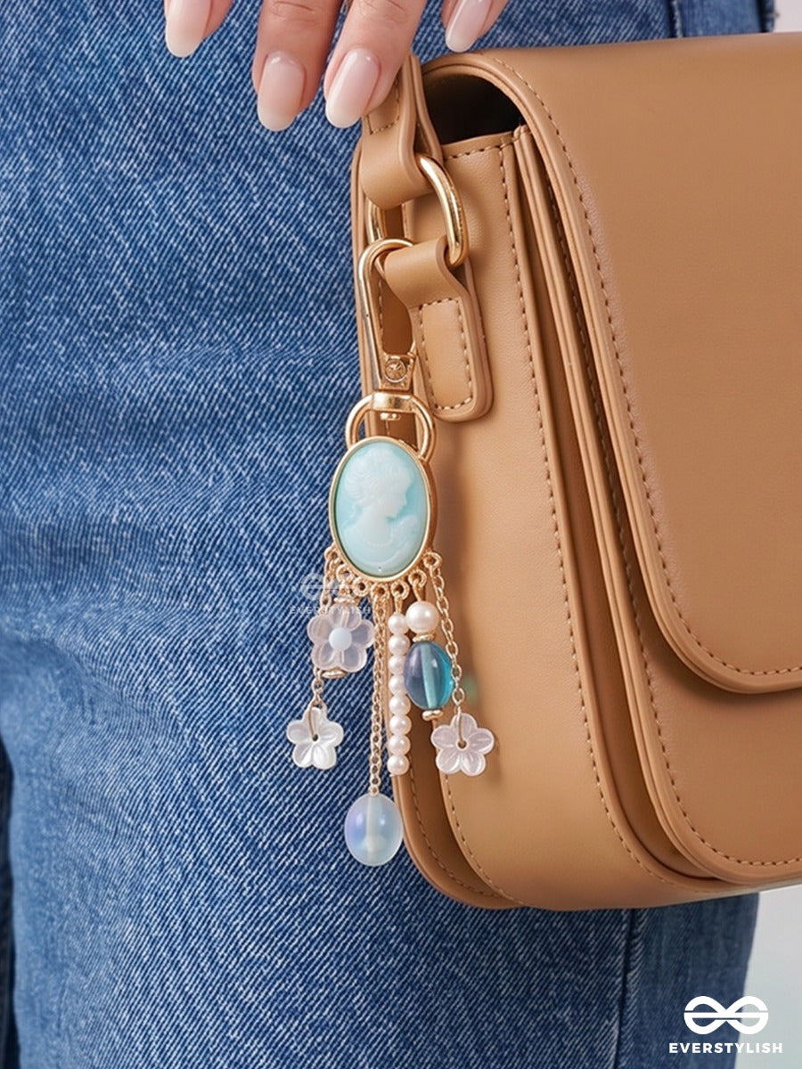 Cameo Crush – Vintage Bag Charm With Pearl And Blue Bead Details