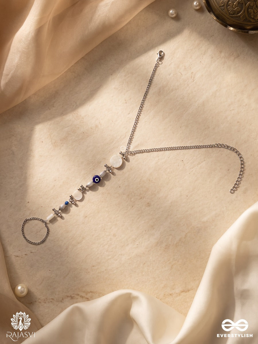 Nayantara – Oxidised Anklet (Single) With Blue Evil-Eye And White Beads