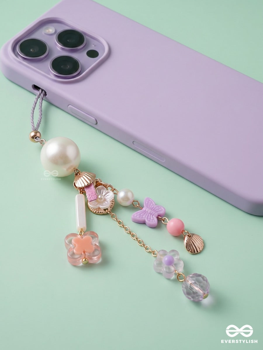 Peachy Keen – Pastel Phone Charm With Flower Details