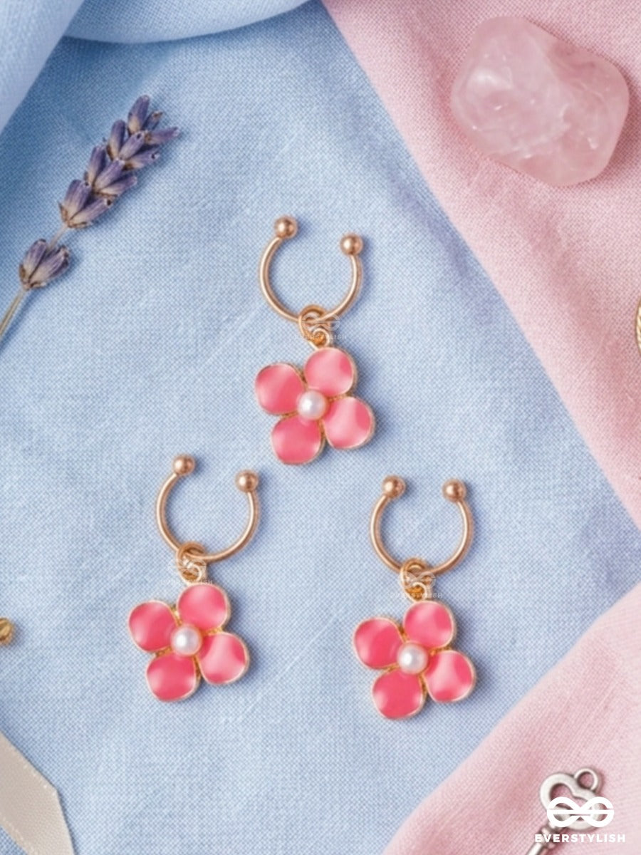 Hibi Kiss – Tropical Flower Hair Accessory Set Of 3 With Coral Enamel Charms And Gold Details