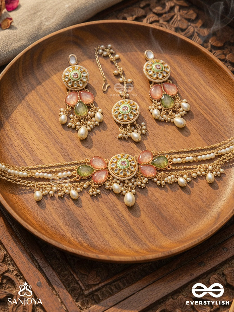Tarunima - Freshness - Simple Graceful Kundan Set With Neckpiece, Earrings And Maangtika