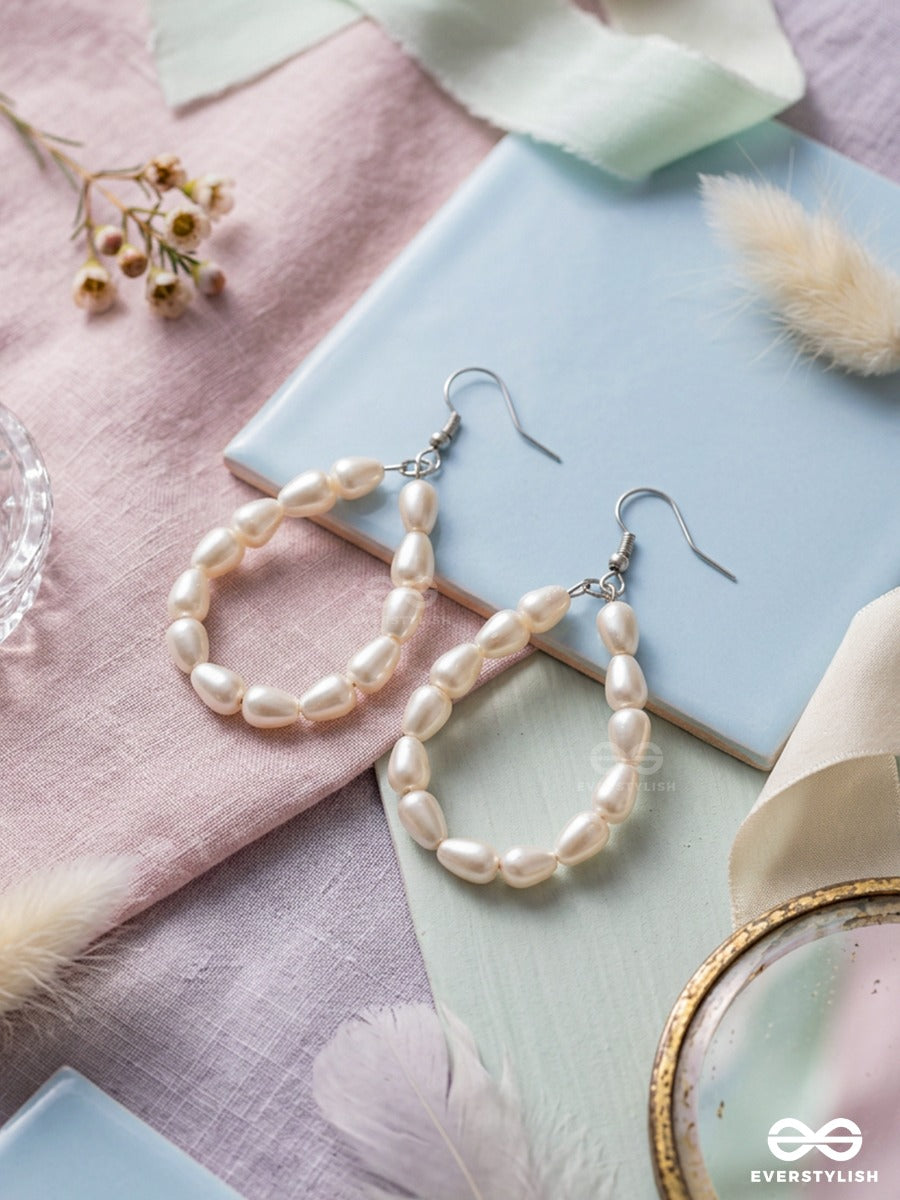Moon Petals – Classic Oval Pearl Hoop Earrings