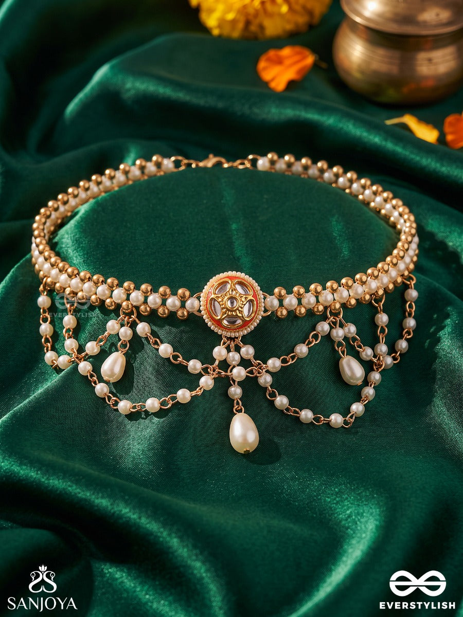 Taniraa – Gentle Stream – Heritage Armlet (Single) With Triple Pearl Strands, Floral Medallion And Delicate Pearl Vine Chains