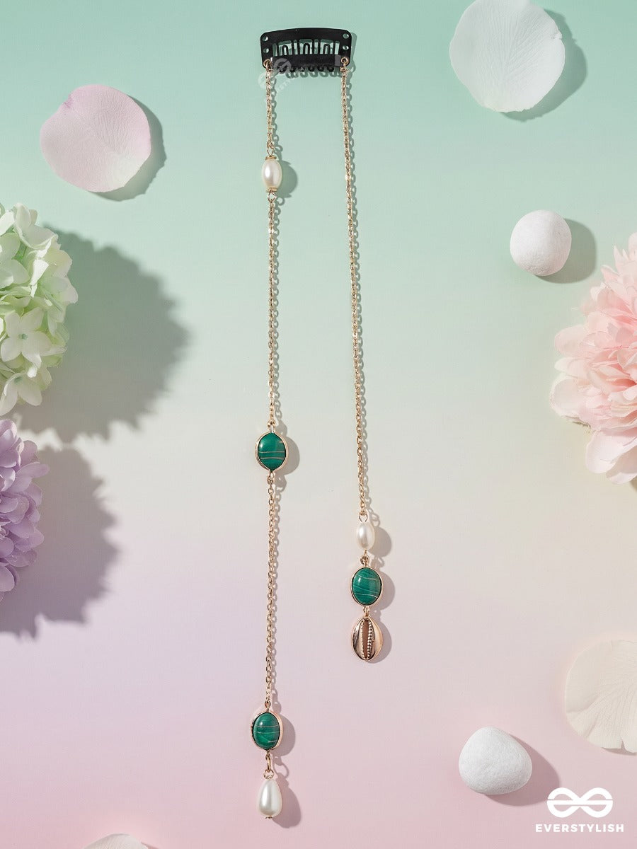 Emerald Drape – Double-Chain Hair Clip With Green Stones, Baroque Pearls And Gold Chain