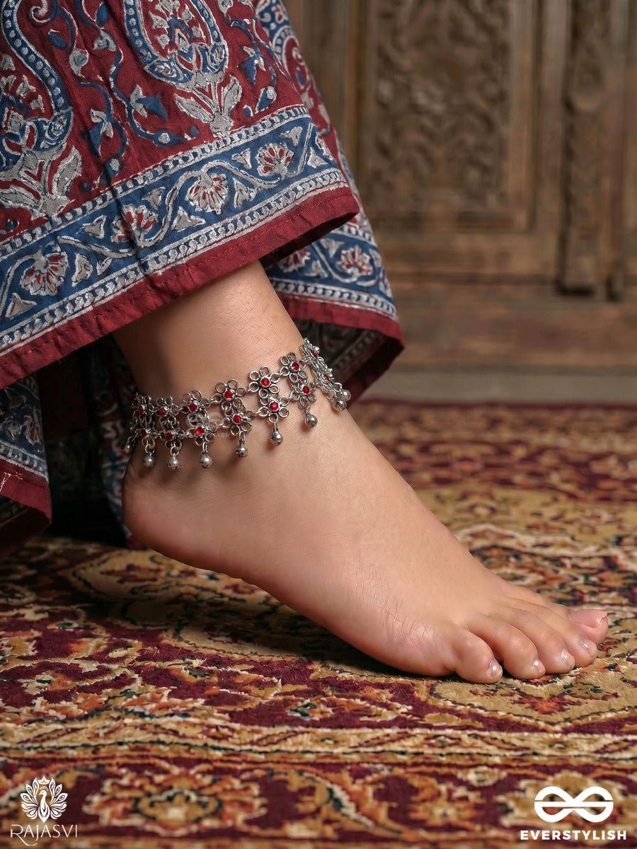 Runjhunika – Oxidised Heritage Pair Of Anklets With Intricate Floral Links And Ghungroo Drops