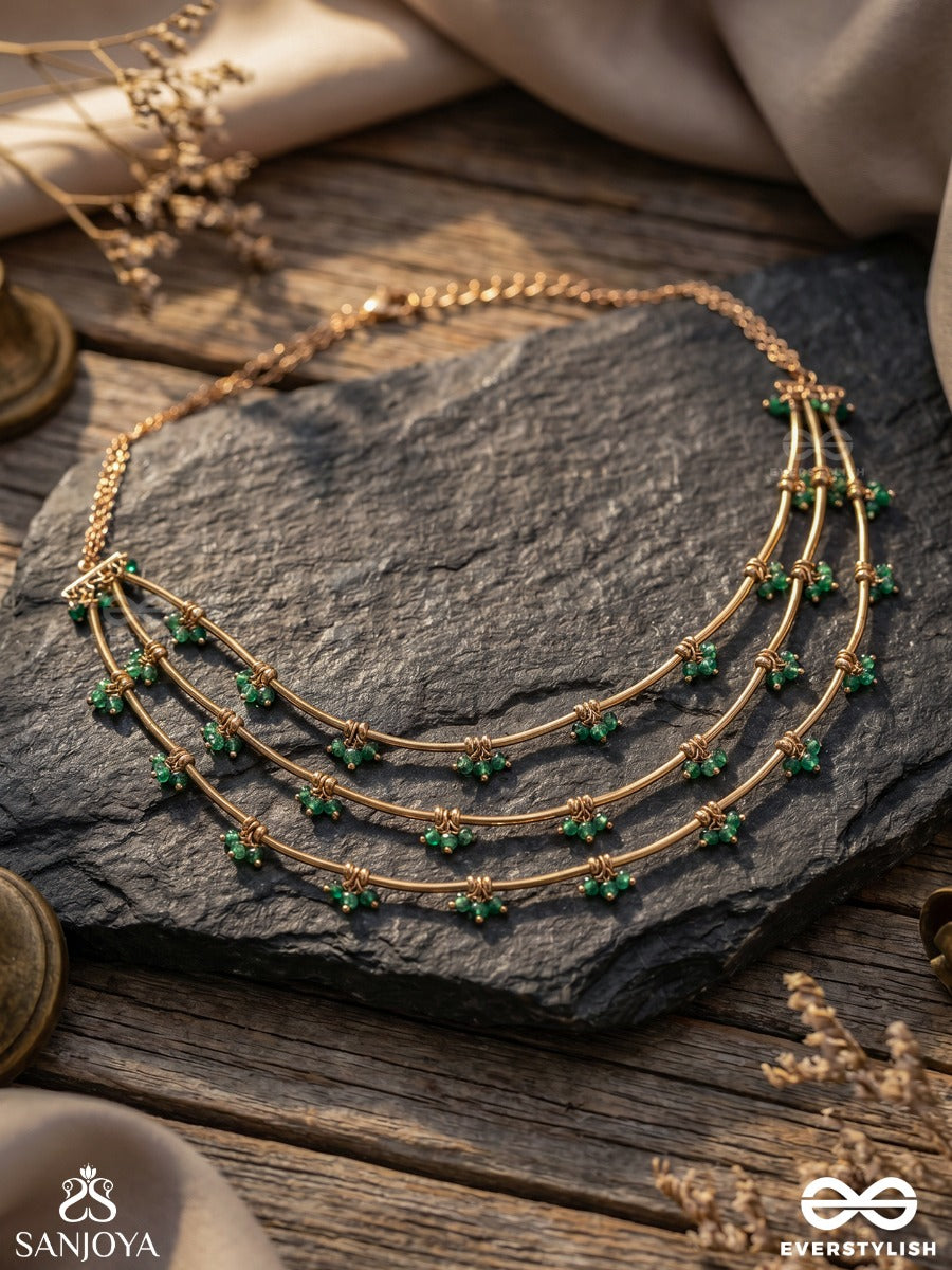 Zareefa – Graceful And Elegant – Delicate Three-Layer Choker With Emerald Green Bead Clusters And Fine Golden Chains