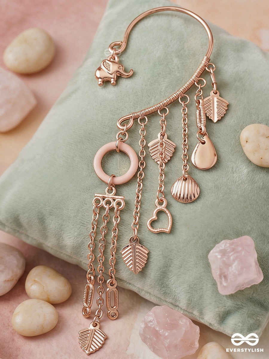 Treasure Hunt – Ocean Charm Cascade Golden Earcuff