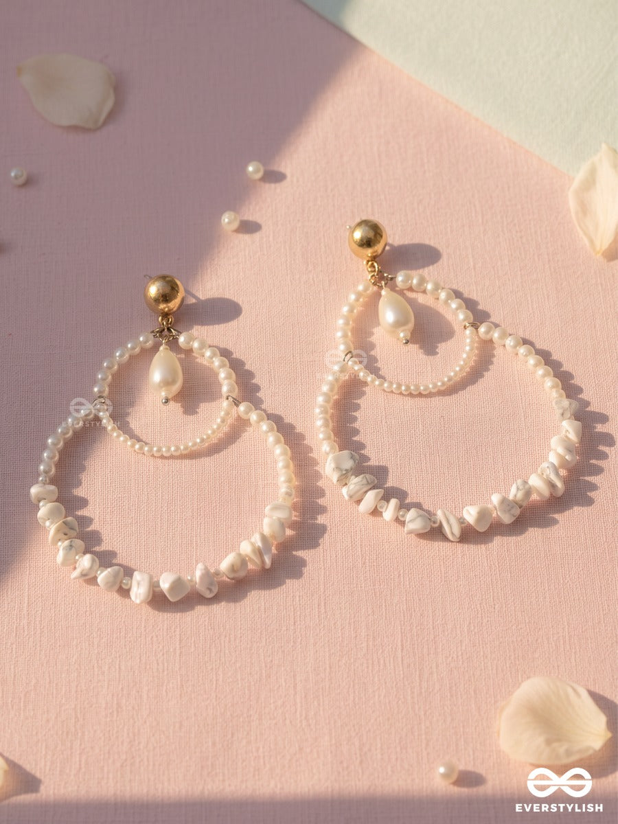 Moonlace – Hoop Earrings With Baroque Pearl Drop And Shell Chip Accents