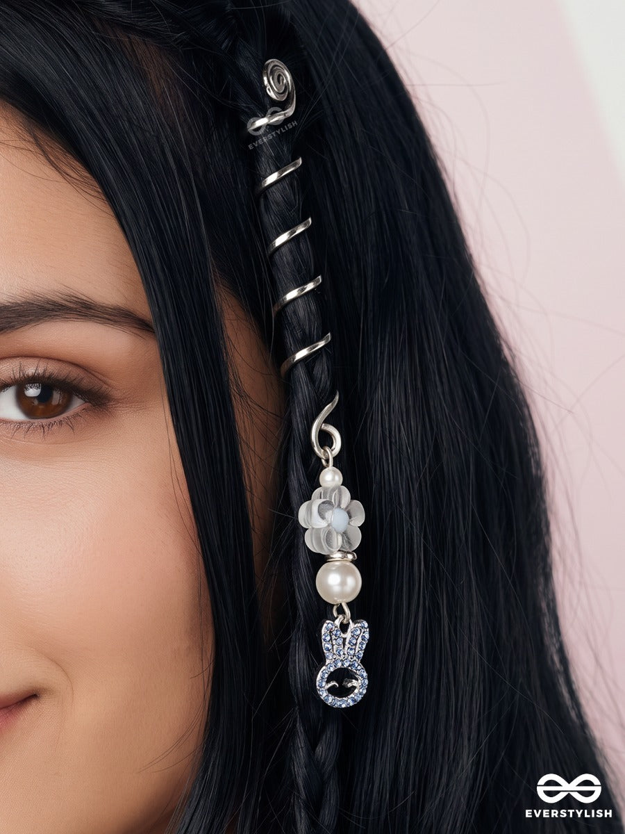 Snowberry – Silver Spiral Braidlet With Icy Blue Beads And Charm Drop