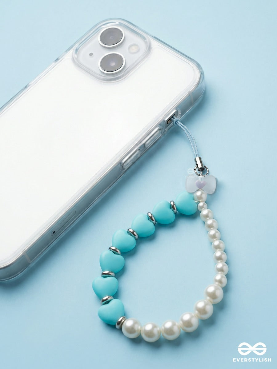 Blue Crush – Pearl Phone Charm With Heart Beads