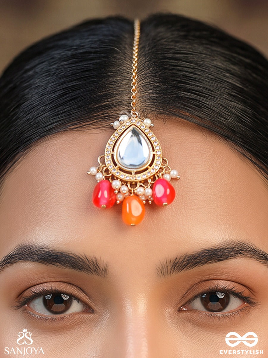 Ketaki – Screw Pine Blossom – Heritage Maangtika With Mirror Centre, Coral-Orange Bead Drops, Pearl Accents And Golden Filigree