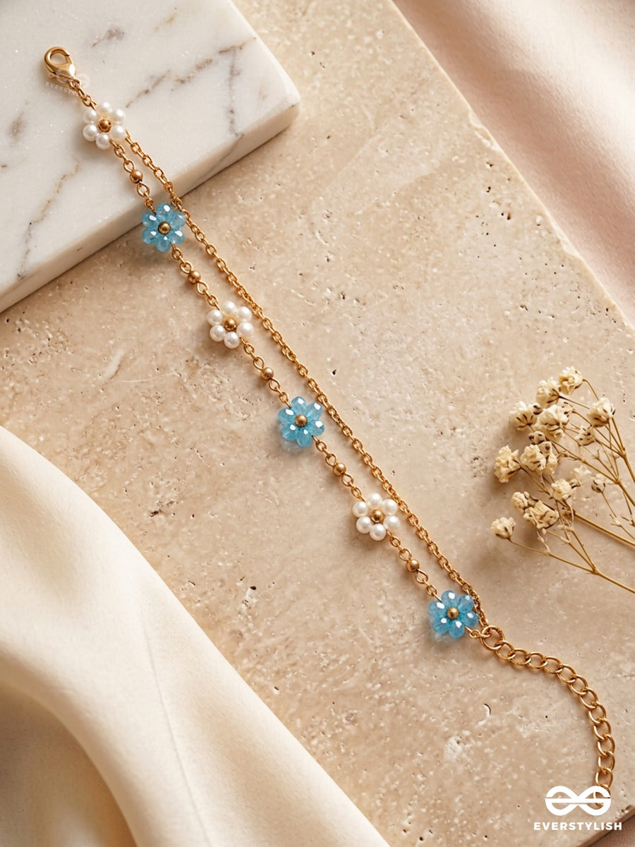 Blue Dahlia – Delicate Gold-Tone Bracelet With Blue Flowers And Pearl Clusters