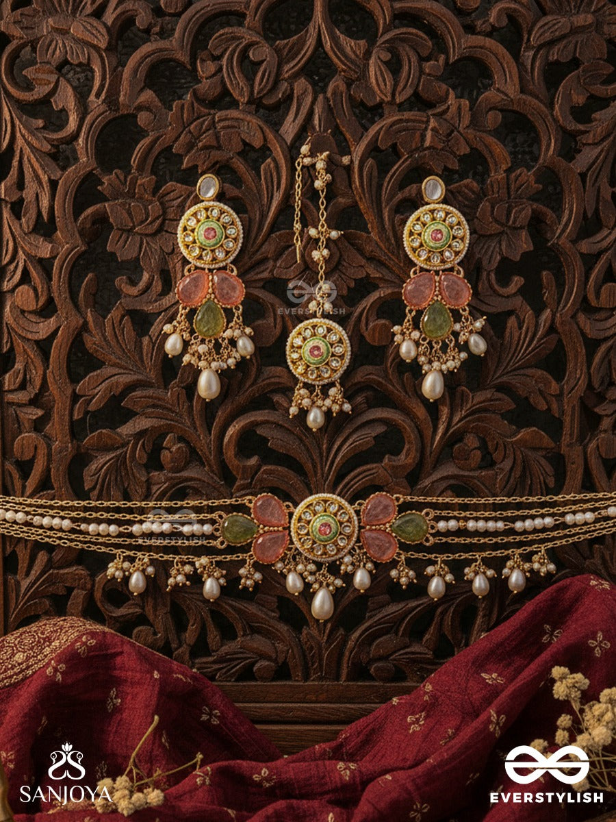 Tarunima - Freshness - Simple Graceful Kundan Set With Neckpiece, Earrings And Maangtika