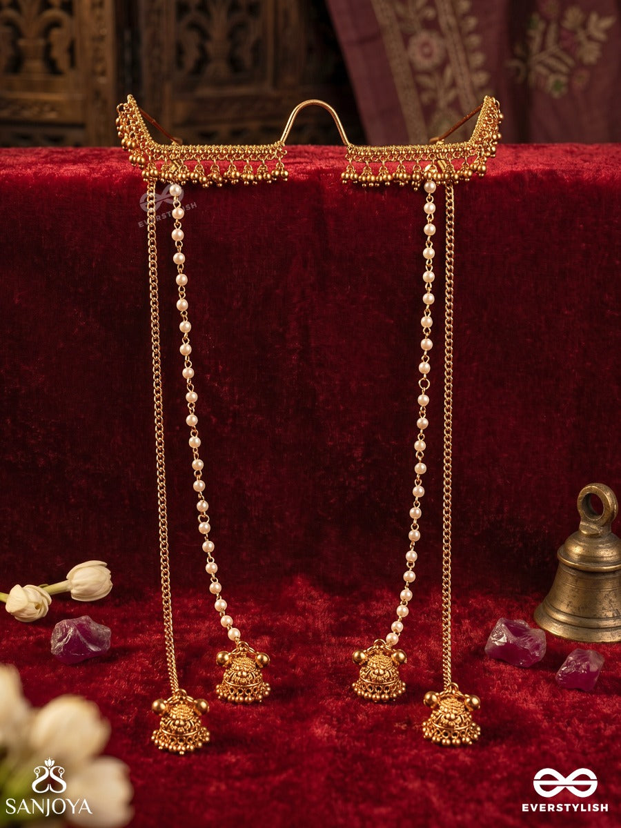 Sancharika – Graceful Wanderer – Elegant Face Let With Pearl Clusters, Layered Chains And Floral Accents