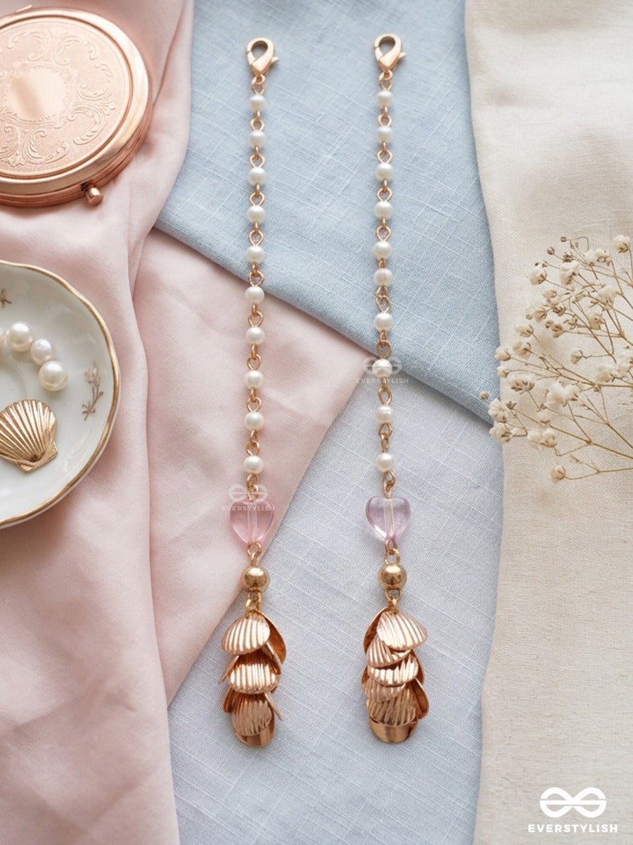 Pearl Coast – Set Of 2 Gold-Tone Hair Accessories With Shell Charms