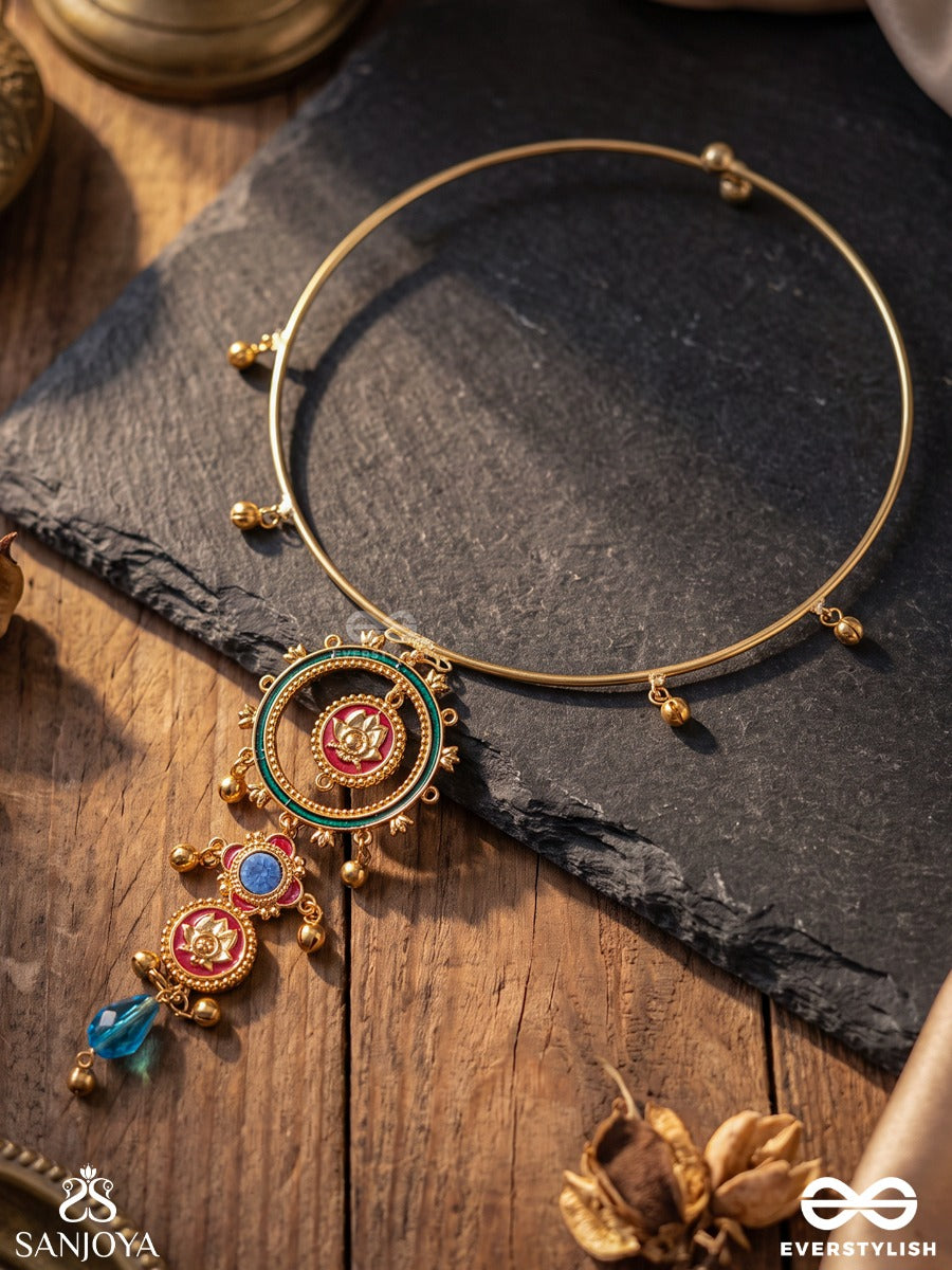 Taraprabha – Starlight Radiance – Heritage Hasli Necklace With Hand-Painted Floral Medallion, Meenakari Details And Turquoise Accents