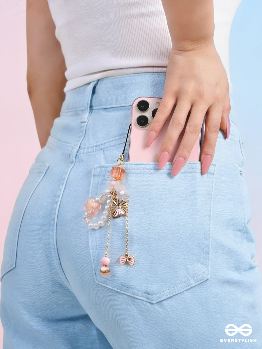 Pink Daydream – Pastel Phone Charm With Floral Details And Pearl Cloud