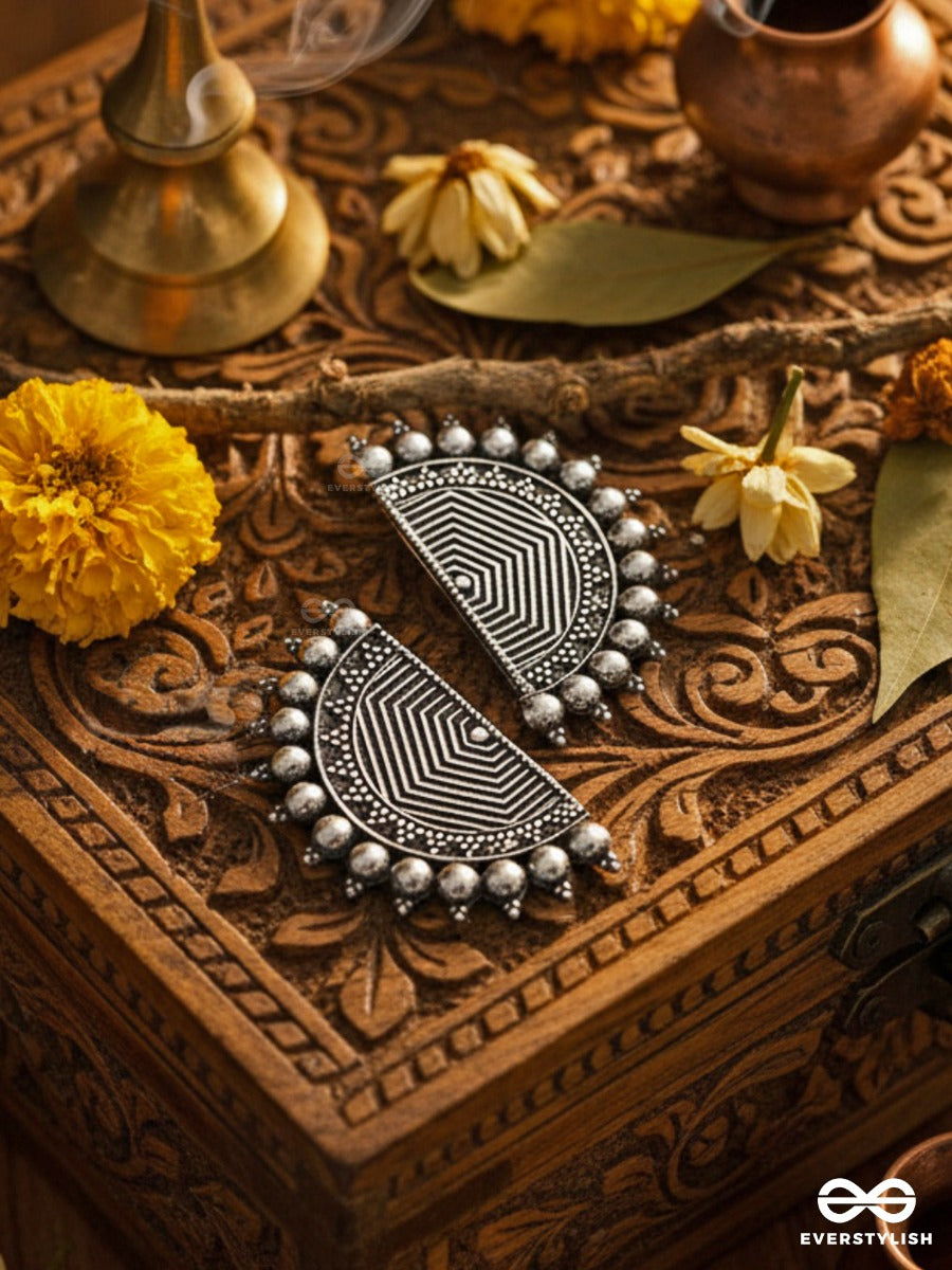 The Geometric Eclipsed Sun - Oxidised Boho Studs