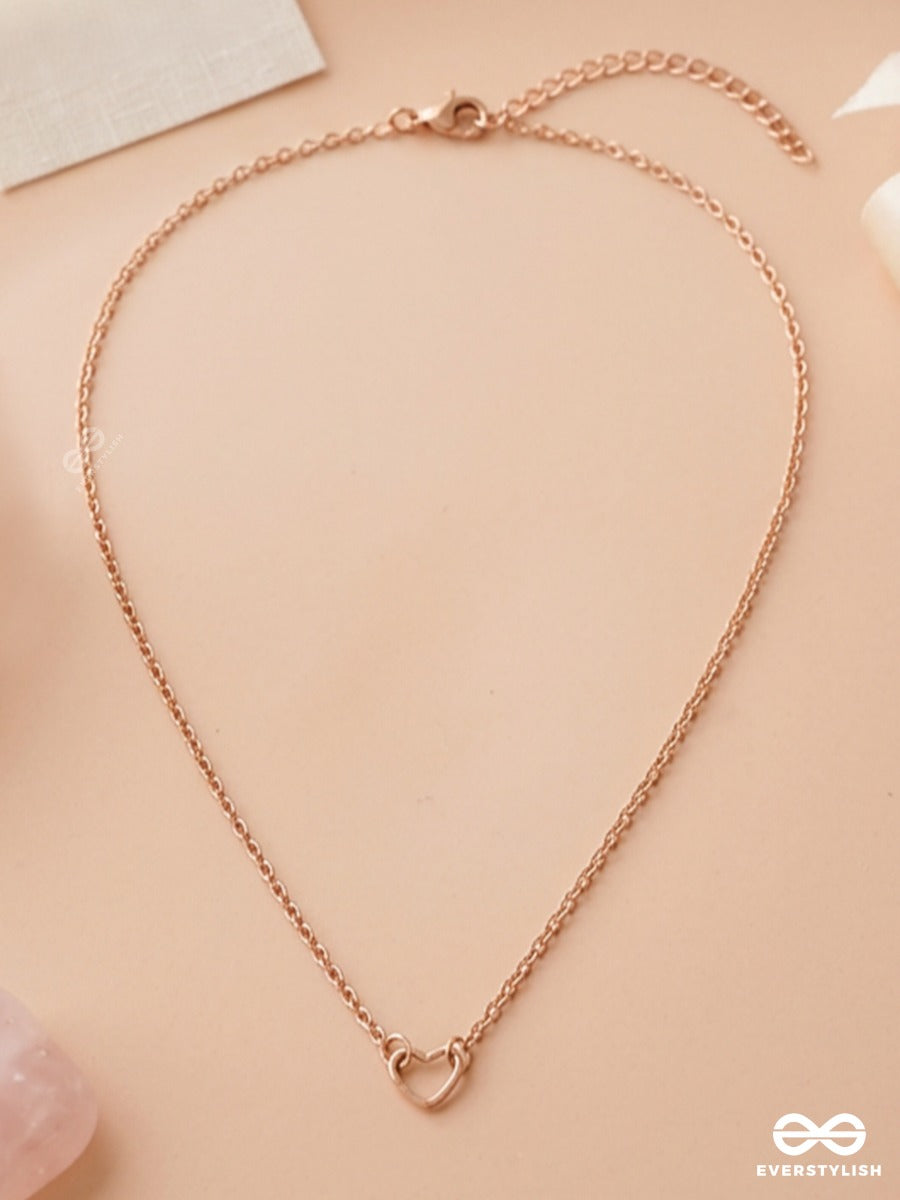 The Little Dainty Heart - Golden Neckpiece With Anti-Tarnish Coating