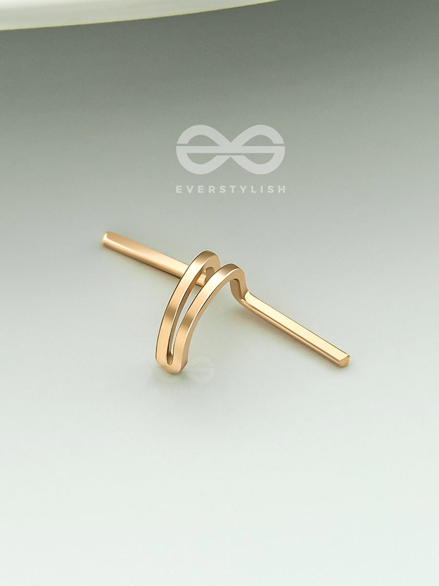 Hooked On Charm- Golden Adjustable Earcuff (One Ear)