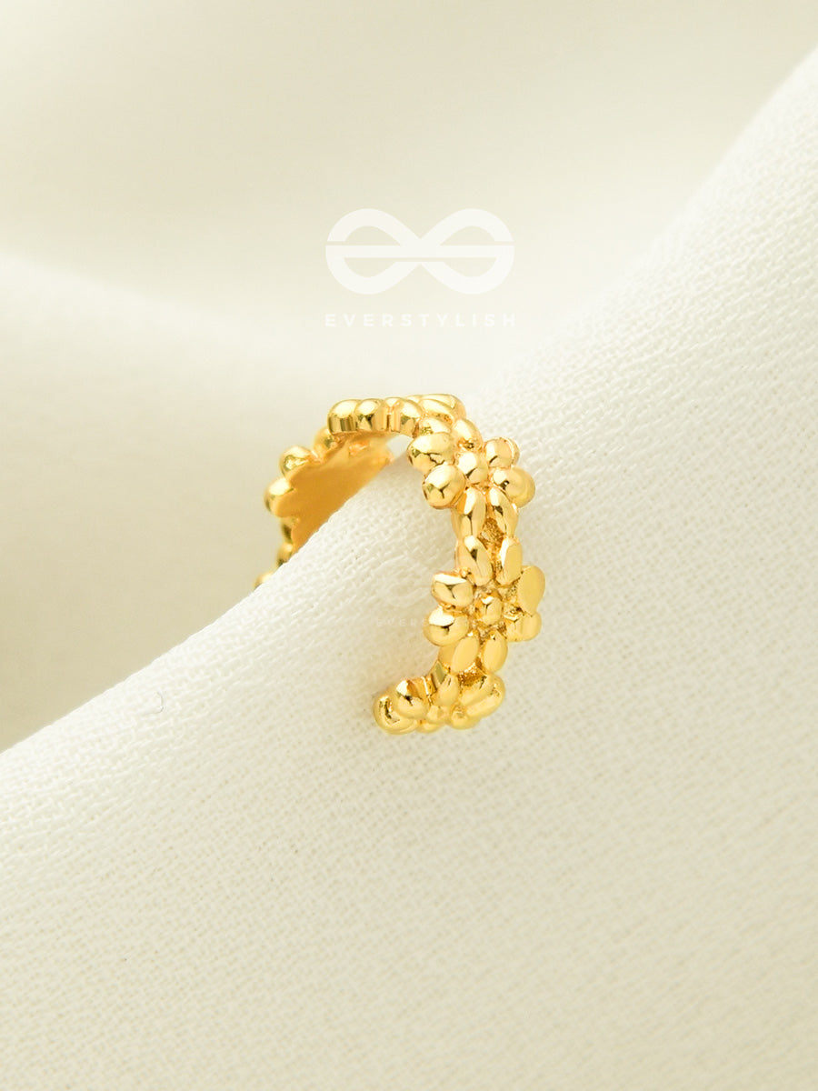 Daisies In A Band- Golden Adjustable Ear Cuff (One Ear)