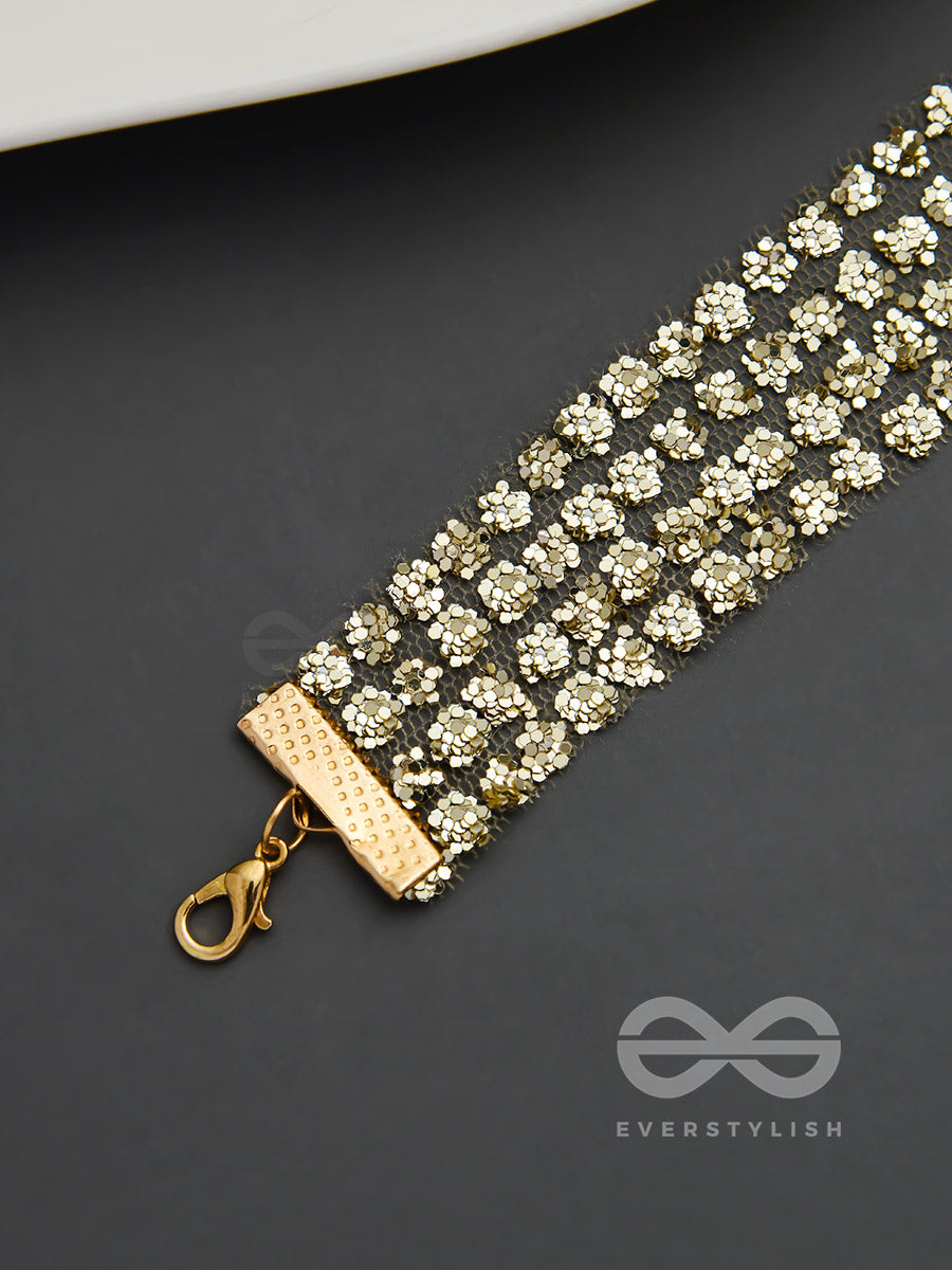 Shimmer On My Neck - Statement Golden Choker