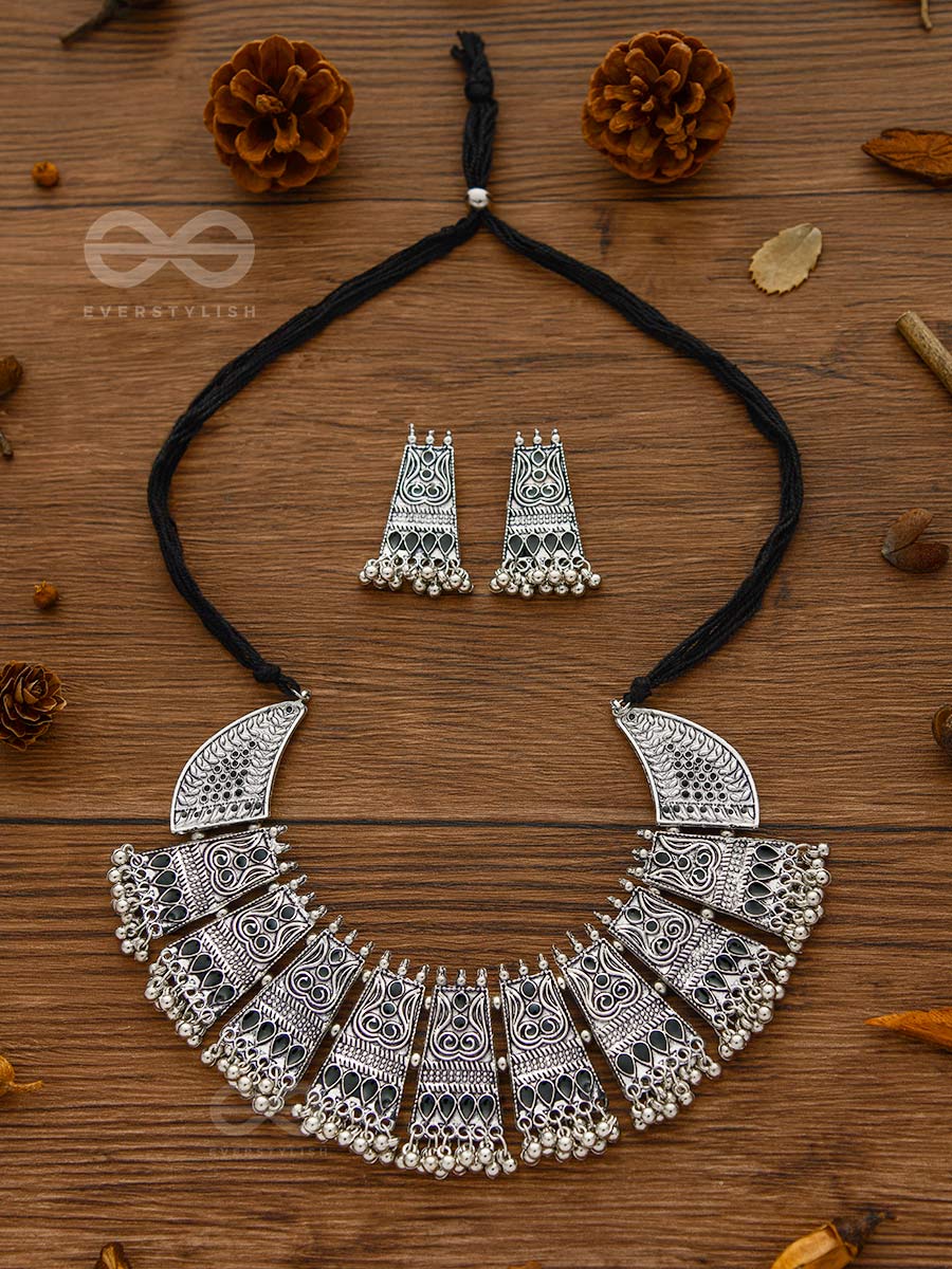 The Chunky Bohemian Statement - Set Of Oxidised Earrings And Neckpiece