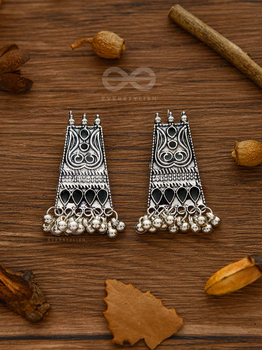 The Chunky Bohemian Statement - Set Of Oxidised Earrings And Neckpiece