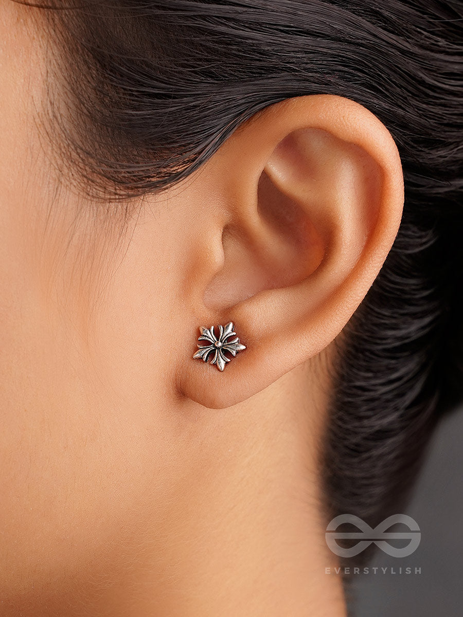The Silver Sleet- Silver Stud Earrings