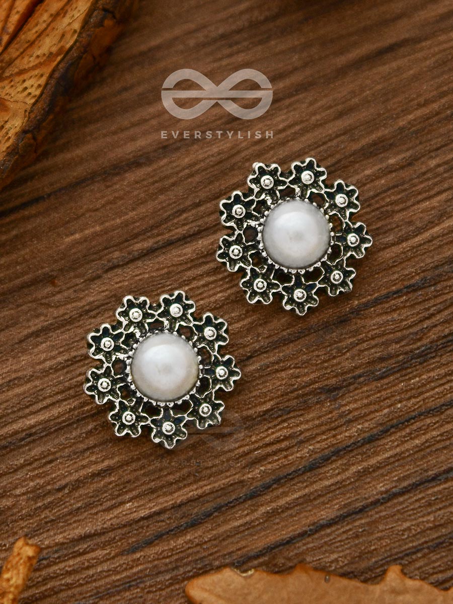 Pearl In A Garden - Tiny Trinket Earrings