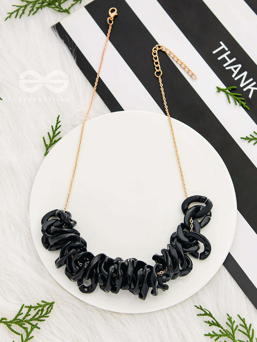A Chunk Of Chic- Golden Statement Neckpiece
